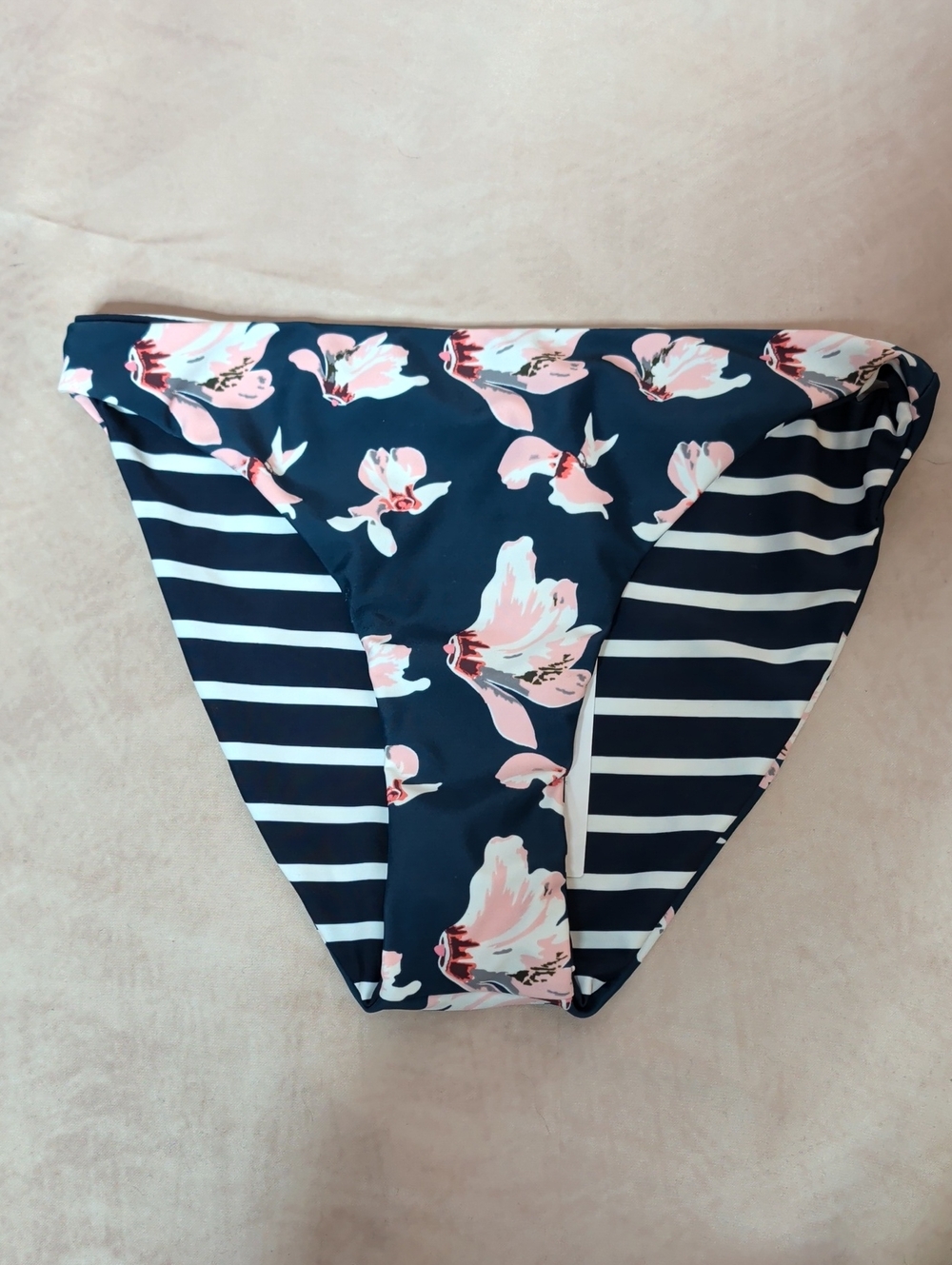 Snapper Rock Teen Girls Reversible Bikini Bottom Size 16 New with tags